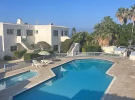 Pelagos Hill Apartment