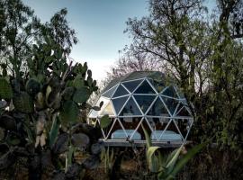 Luxurious Dome Rental Ideal for Glamping in Mexico, hotel en Soyaniquilpan