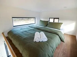 Lovely Tiny House with Barbecue in Maiden Gully, Victoria