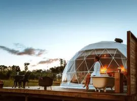 Bespoke Dome Perfect for a Couples Getaway in Tasmania