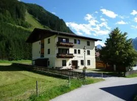 Lindenhof**, Pension