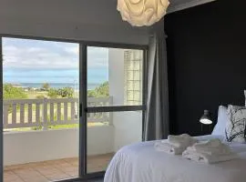 Poseidon Beachfront Holiday Home