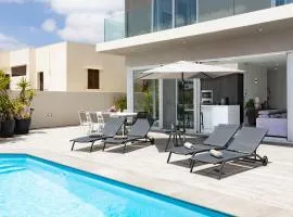Villa Ixoria with Private Pools by ArcoBnb