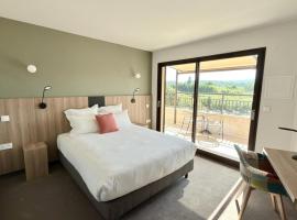 Hôtel La Perna, hotel sa Pernes-les-Fontaines