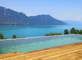 Tiny-Pool-Lake, hotel cápsula en Viviers-du-Lac