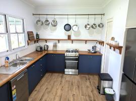 Mahony Estate Homestead, hotelli kohteessa Broke