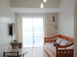 1BR Condo at The Loop