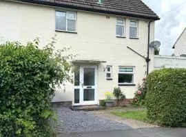 House number 8 sleeps up to 6 People with Smart TVs in Every Room