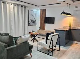 Plush 1Bed Apartment - PHI Great East Rd