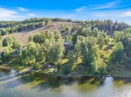 The Great Northern - High Coast cabin by the sea