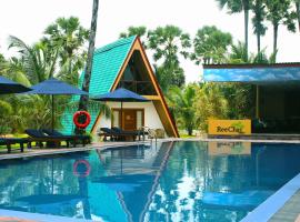 ReeCha Kurinji Resort, Hotel mit Pools in Kottandarkulam
