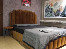 Homestay Phuc An A2-G08, hotel con estacionamiento en &ETH;ức H&ograve;a