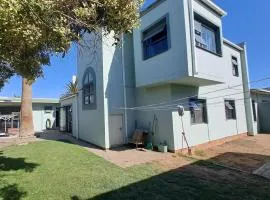 Sleeping Flamingo Guest House