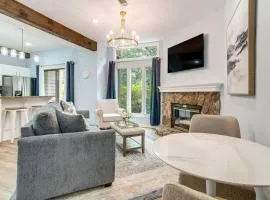 Walk to Slopes Wintergreen Resort Condo with Pool