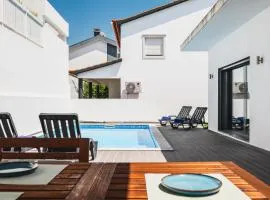 Valadares Pool Villa