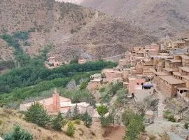 Atlas Pearl lodge