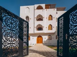 El Bawaba Lodge & Luxury Retreat ชาเลต์ในAl Aqālitah