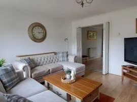 Generous 3 bed in the heart of the village