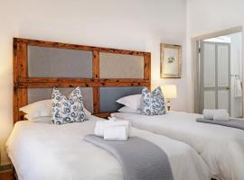 Cottage 1 at River Bend, acomoda&ccedil;&atilde;o com cozinha em Graaff-Reinet