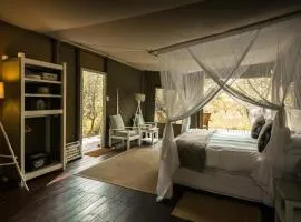 Ngama Tented Safari Lodge