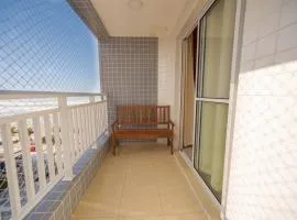 Apto Beira-Mar com Vista, Churrasqueira e Piscina