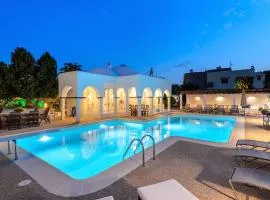 Villa 8br, Sea Views, Walk To The Beach, Pool