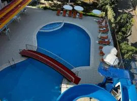 Rose Garden Apart Hotel