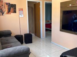 Excelente Apartamento Inteiro Valparaíso 2 Quartos, hotel in Valparaíso de Goiás