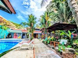 Boutique Tropical Paradise Large Groups Pool & AC