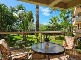 Tropical Family Resort Near Beach-Full Kitchen, AC & WIFI