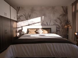 Wandernest Homes Boho Bliss, hotel in Mashobra