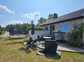 Villa for 10 persons with massage chair, sauna, billiard table and free electric vehicle station for electric cars