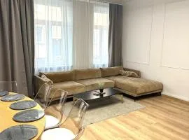 Day Young Life 120qm 4 Bedrooms & 2 Parking & City