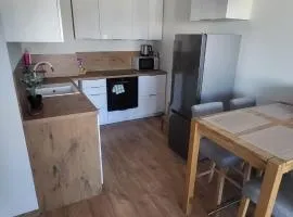 Sunny Franciszkanska 4 osob Nowy apartment 2 min z S6
