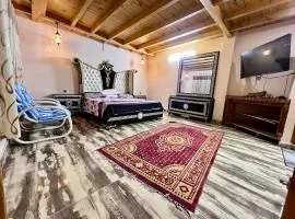 Sunny Horizon - The Valley View Penthouse