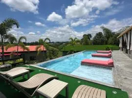 Eco Hotel La Colina Mirador Con aire acondicionado