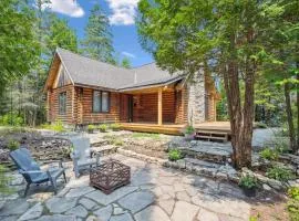 Stonewood - Private Shoreline Log Cabin