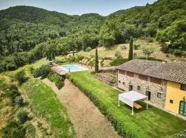 Tranquil Chianti Escape for 4
