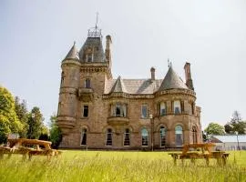 Cornhill Castle