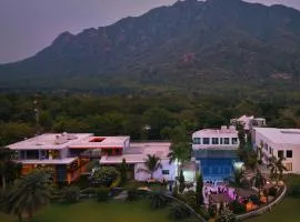 Valencia Club Abu - Resort In Abu