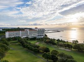 Onahama Ocean Hotel & Golf Club, hotel amb banyeres d'hidromassatge a Iwaki