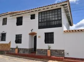 Casa Rosita Cerca a Plaza Mayor