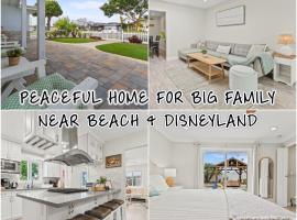 Peaceful Home Near Beach & Disneyland, hotel in Huntington Beach