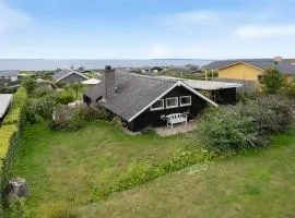 Lovely Home In Faaborg With Wifi