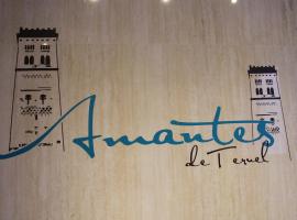 Hostal Amantes De Teruel, guest house in Teruel