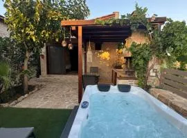 Studio Eleni - Oasis holiday houses