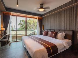 Syama V Beachfront Resort Ao Nang Krabi, Aspira Collection - Adults Only, hotel em Praia de Aonang