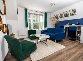 Modern 2-Bed Apartment - Near Train and Town - Parking Available, camera con cucina a High Wycombe