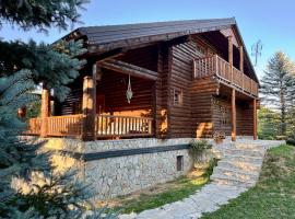 Pine River Dobrenica - 4000 m2 Riverside Estate, hotel v destinácii Bihać