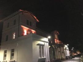 Fluss&Gleis Wohnen am Wasser im historischen Bahnhof，Balduinstein的飯店